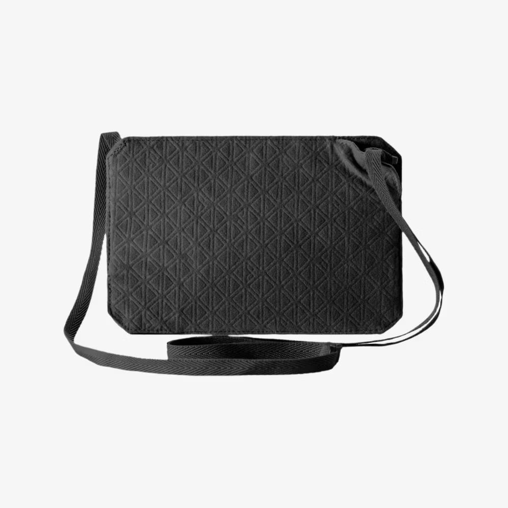 Eagle Creek Undercover RFID Neck Wallet Black - Image 4