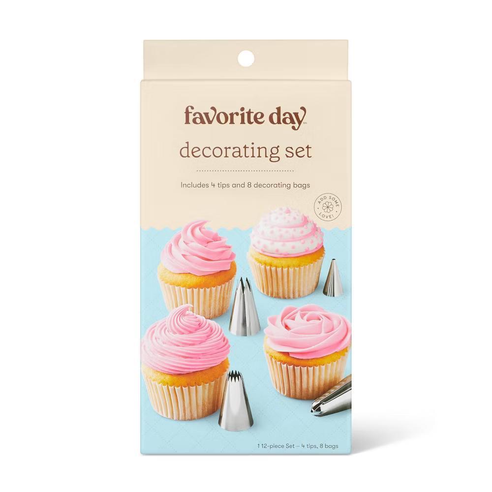 Cupcake Decorating Set - Includes 4 Icing Tips, 12 Pieces, Disposable Bags