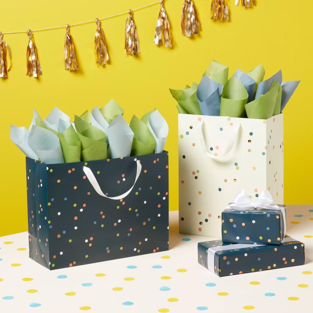 Medium Polka Dot Gift Bag Cream - Image 2