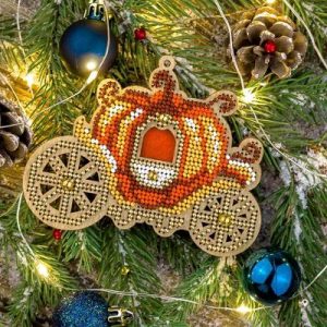 Crafts Bead embroidery kit on wood FLK-384