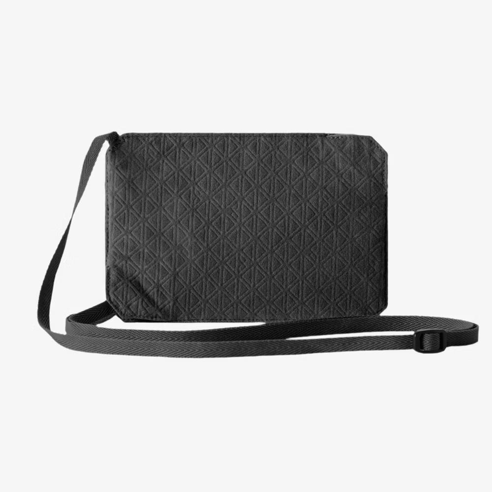 Eagle Creek Undercover RFID Neck Wallet Black - Image 2