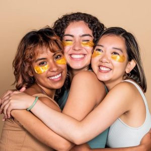 Grace & Stella Energizing Under Eye Mask - Gold