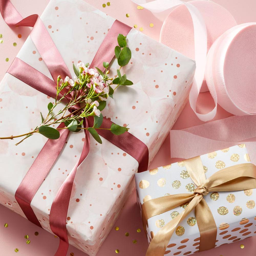 20 Sq Ft Gold Dots Wrapping Paper - Image 2