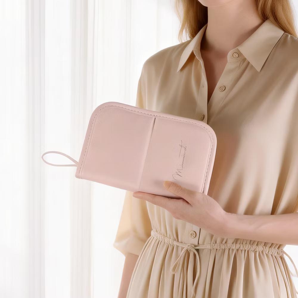 Waterproof Stand-Up Makeup Brush Bag 1 Pc