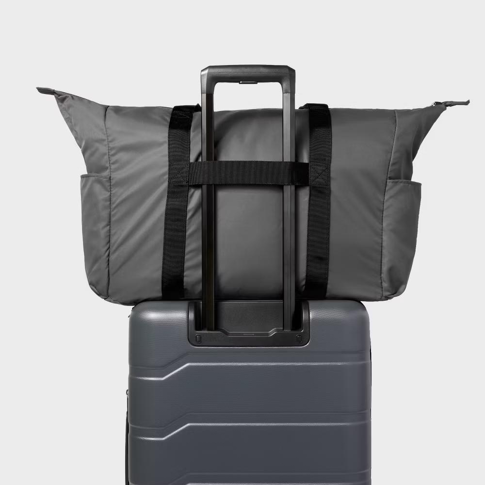 40L Weekender Bag - Image 12