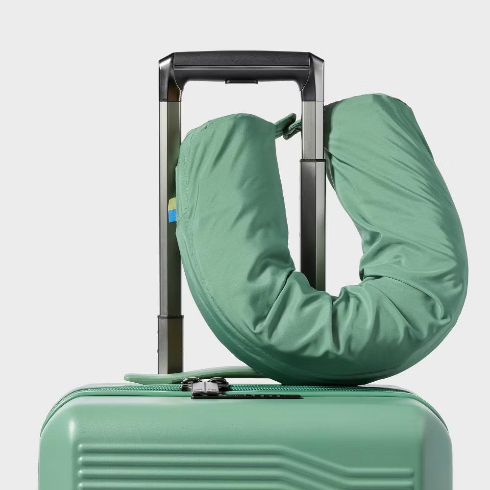 Packing Cube with Neck Pillow - Image 6