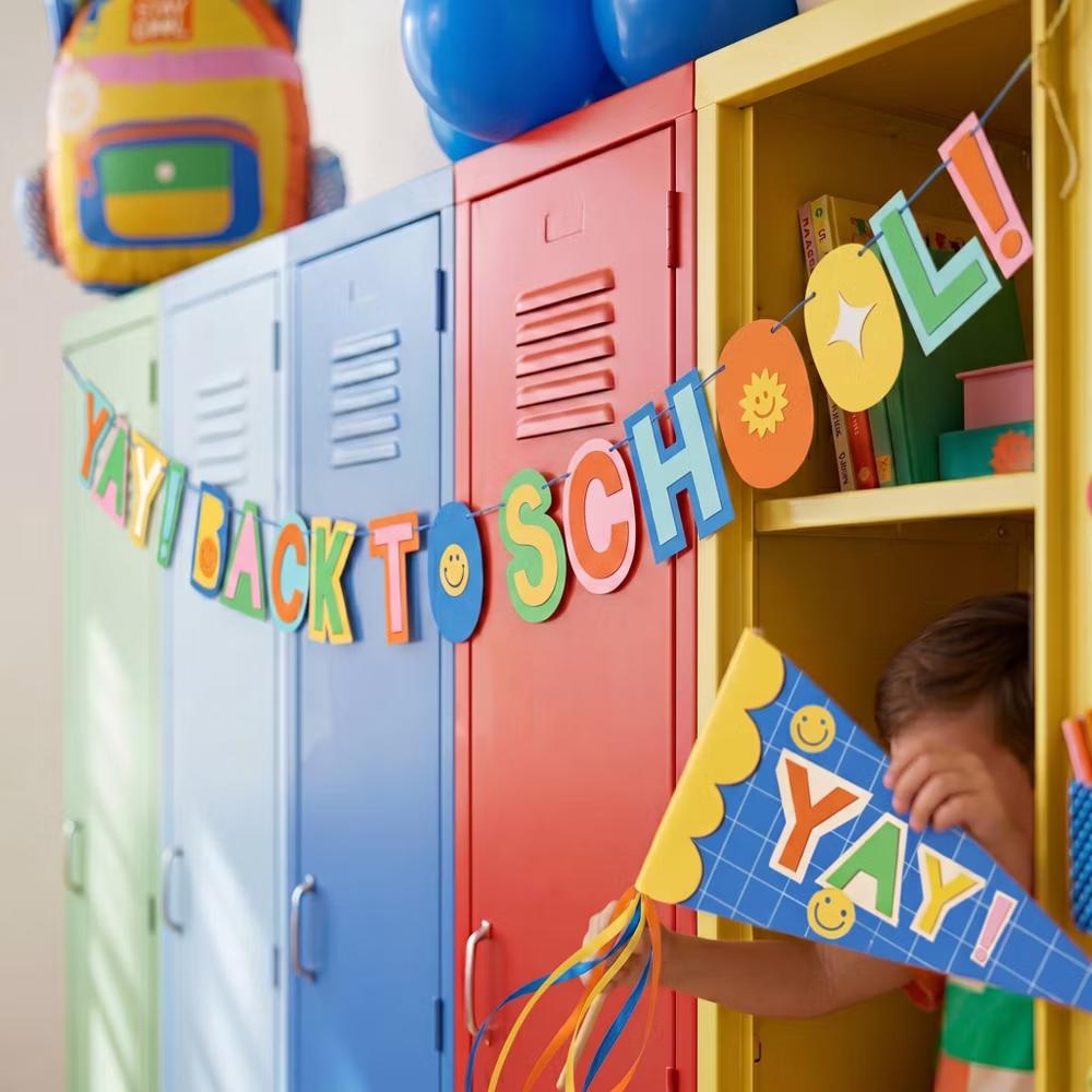 House of Party 84ct Party Hero Balloon Decor Kit 'Back to School'
