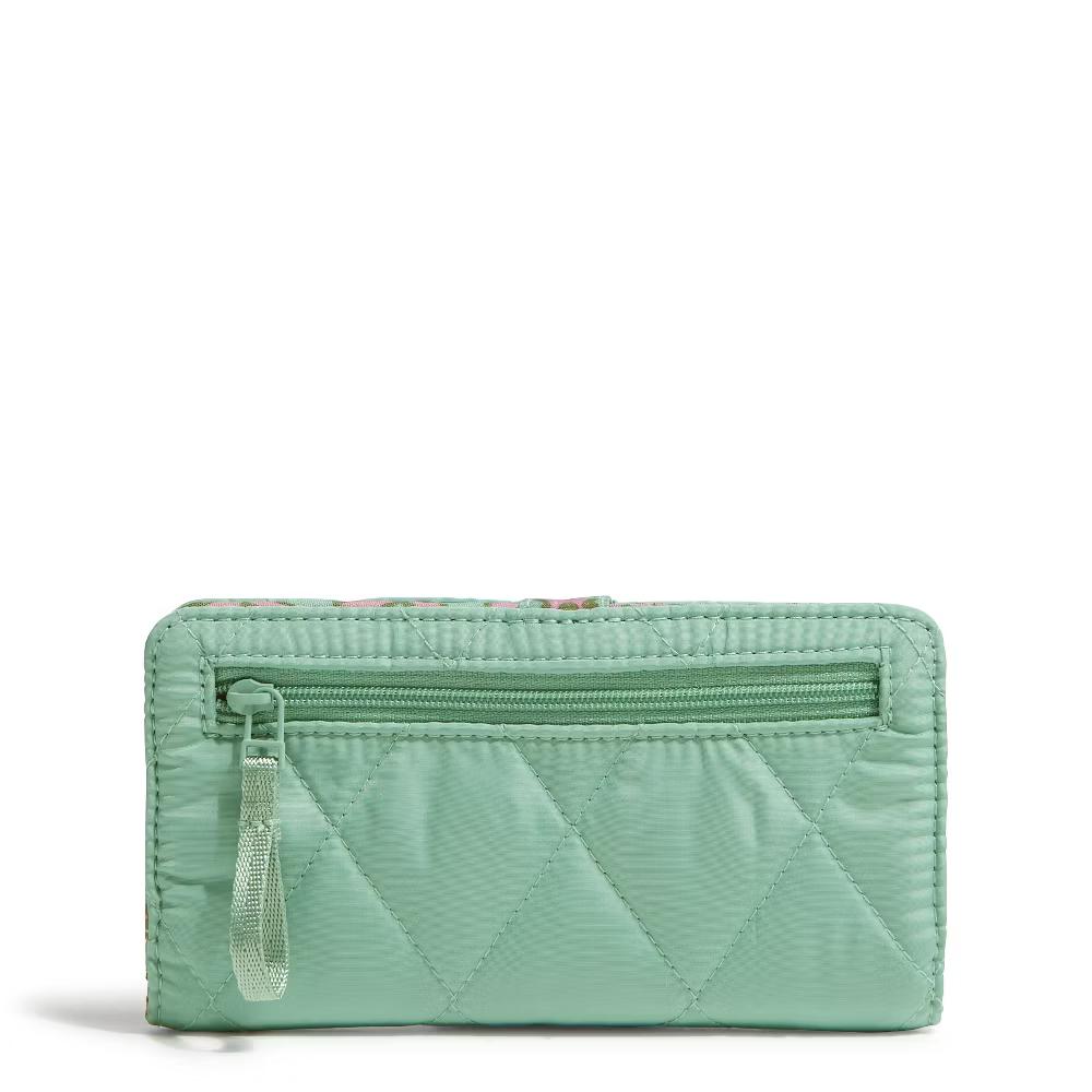 Women's Outlet Ultralight Essential Wallet