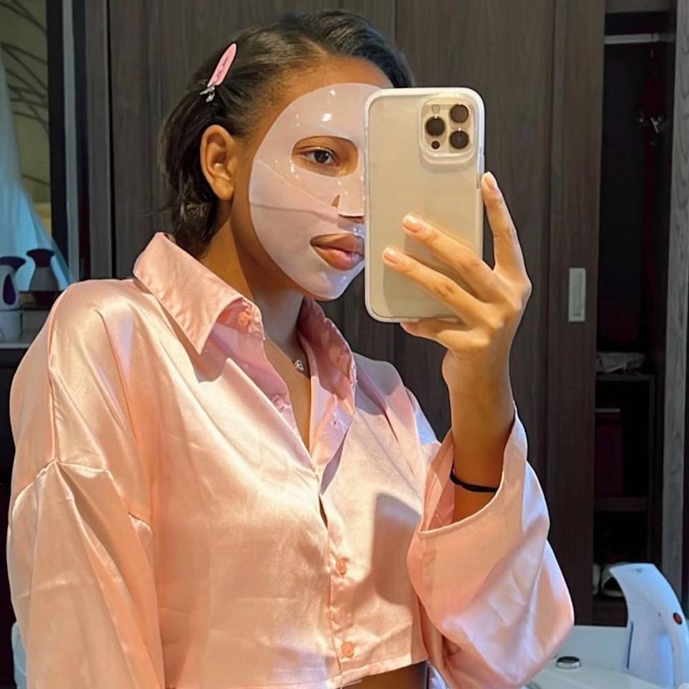 LOOPS Double Take Glow Mask - 1.058oz: Basic Cleansing, Hydrating, Paraben-Free, Sheet Form - Image 2
