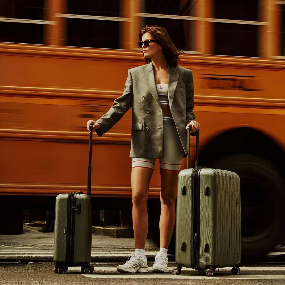 Energie Hardside Large Checked Spinner Wheels Suitcase - Image 37