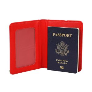 Peanuts Molded Luggage Tag and Passport Set (2-Pc)
