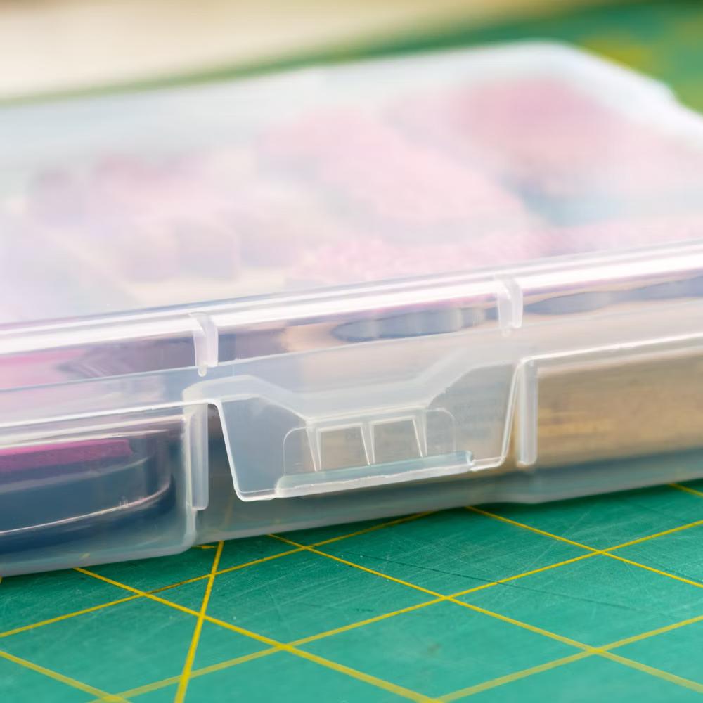 USA Paper Thick Portable Plastic Scrapbook Storage Snap Tight Cases - Image 24