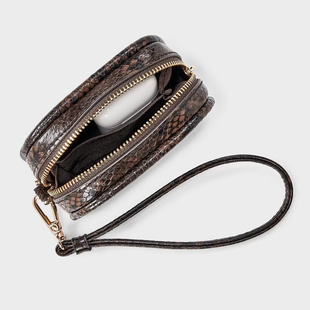 Zipper Wallet Wristlet - Image 9