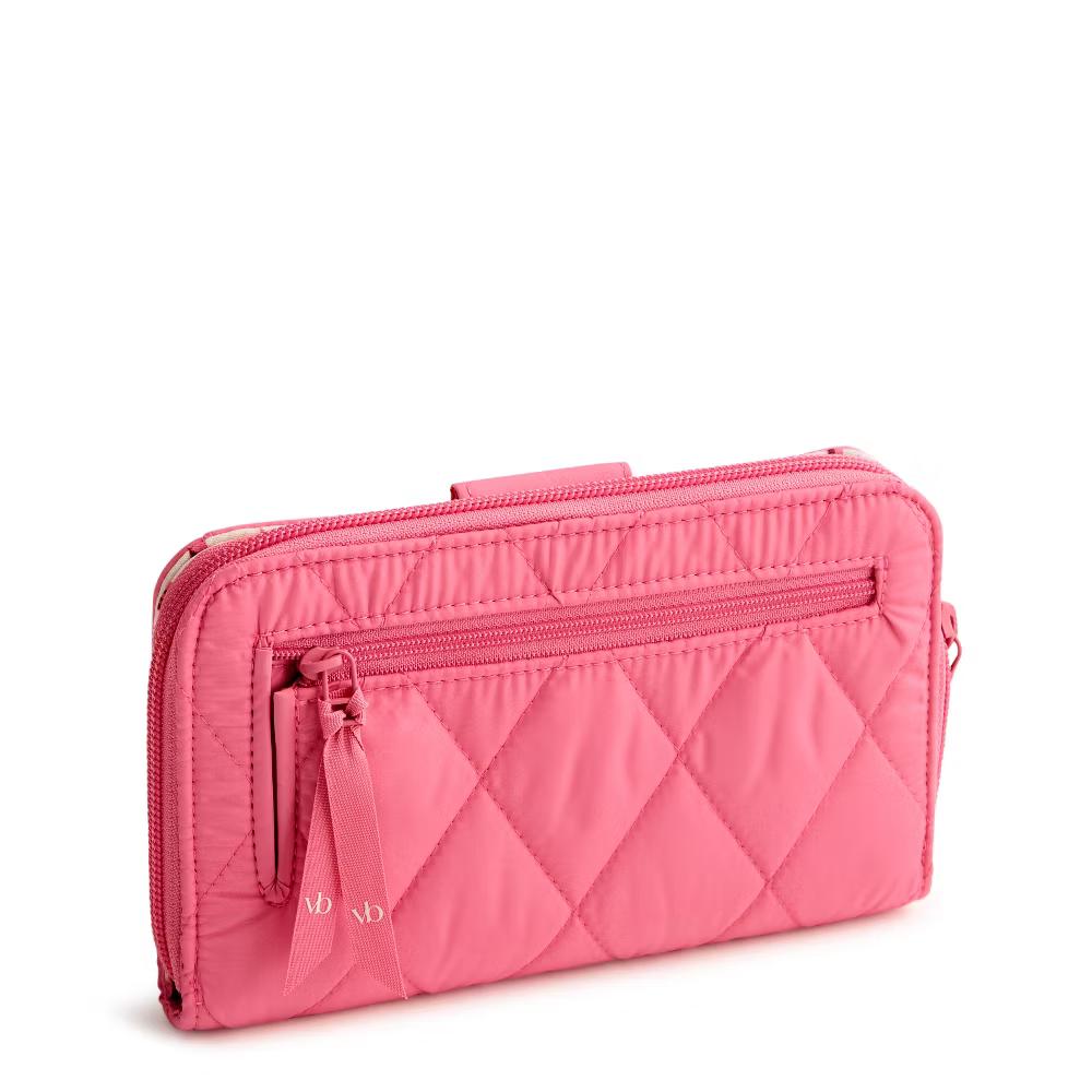 Women's Outlet Ultralight Essential Turnlock Wallet - Image 12