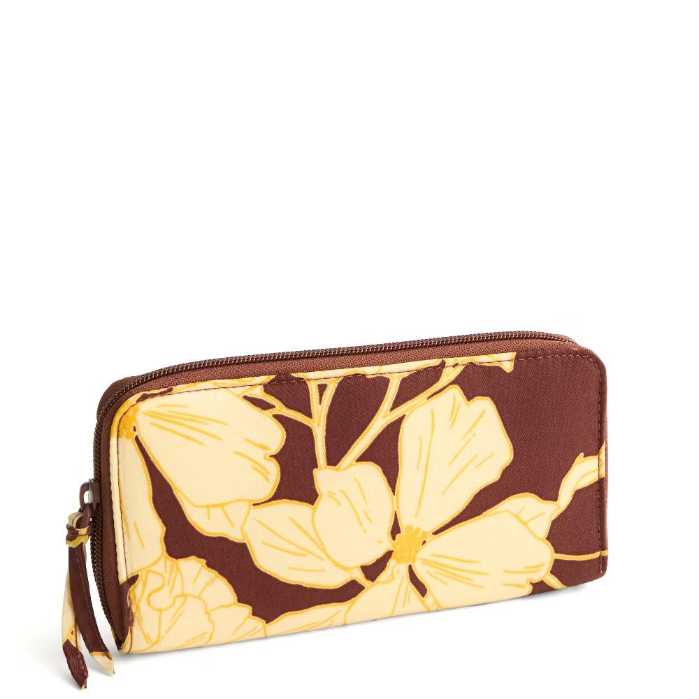 Women's Nylon Continental Wallet - Image 4