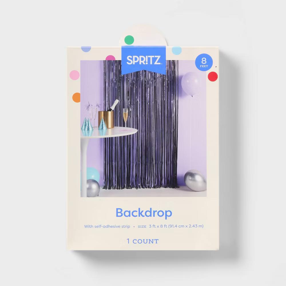 Foil Fringe Backdrop - Image 8