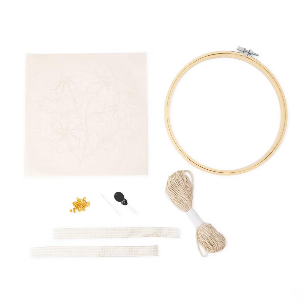 Embroidery Kit Cream - Image 2