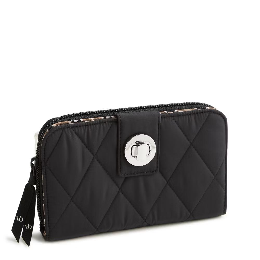 Women's Outlet Ultralight Essential Turnlock Wallet