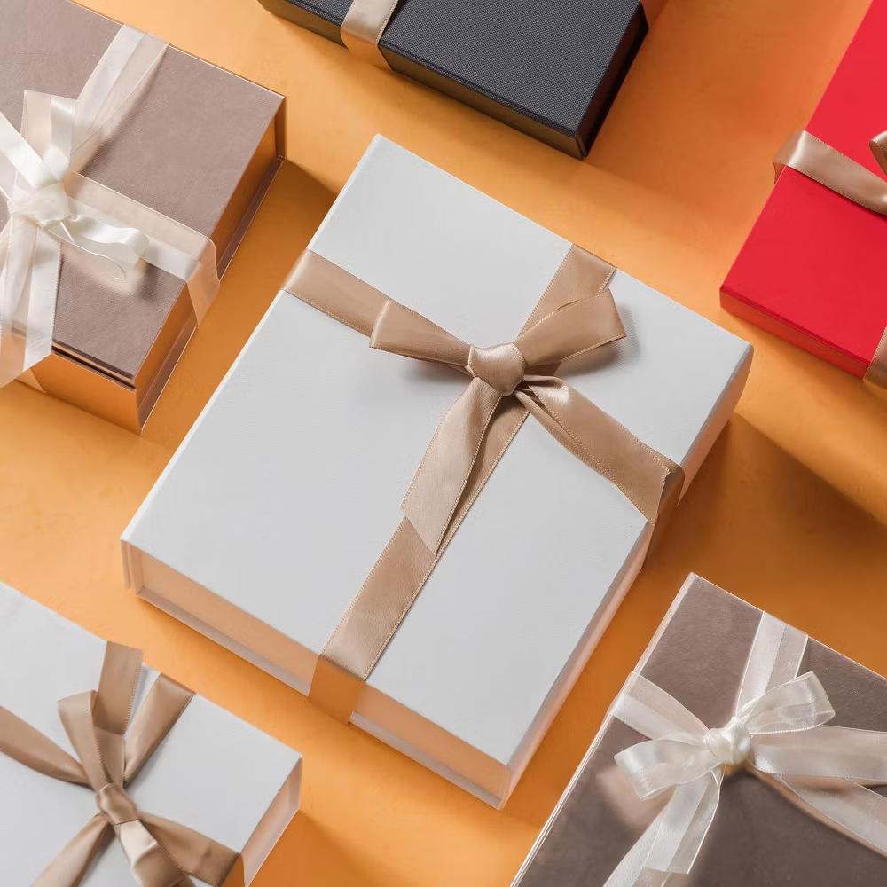 Green Gift Box 1 Pack 14 8.5 4.5 in Christmas Box with Lid Shredded Filler Ribbon Card for Wedding Birthday Anniversary