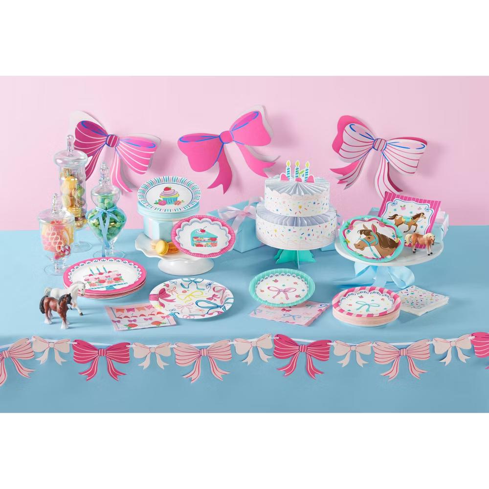 Say Hooray! Horse Charm Dessert Party Disposable Paper Plates 7" - 32ct