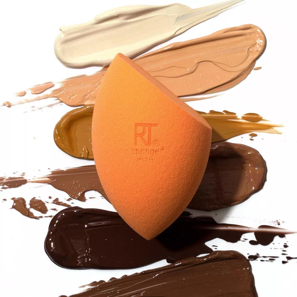 Real Techniques Miracle Complexion Makeup Sponge Travel Case: Contouring, Cheekbones, Multipurpose, 2-Piece Set