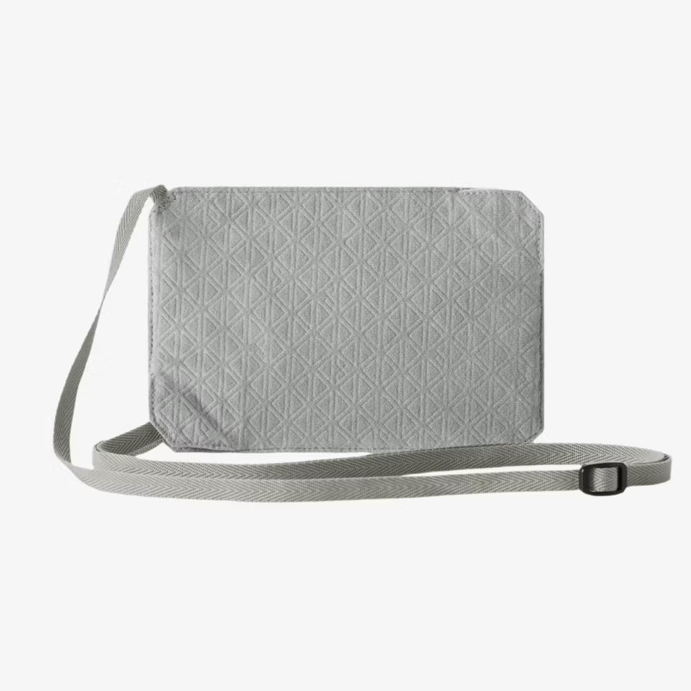 Eagle Creek Undercover RFID Neck Wallet Storm Grey - Image 4