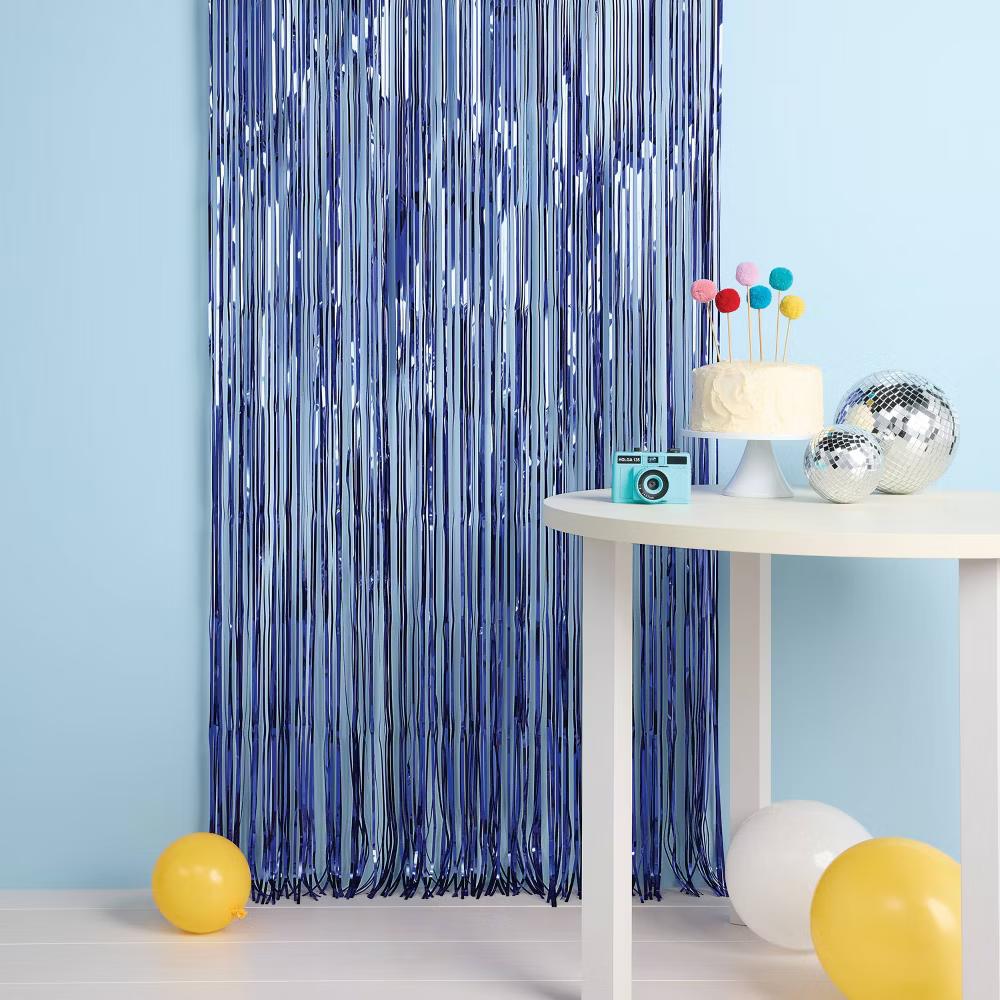 Foil Fringe Backdrop - Image 2
