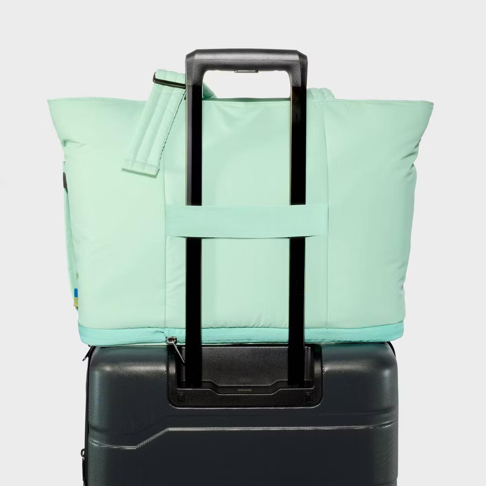Puffer Expandable Weekender Bag - Image 9