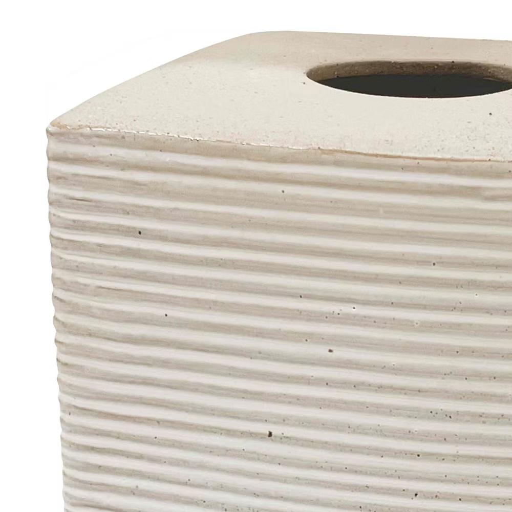 Avanti Drift Tissue Cover - Image 2