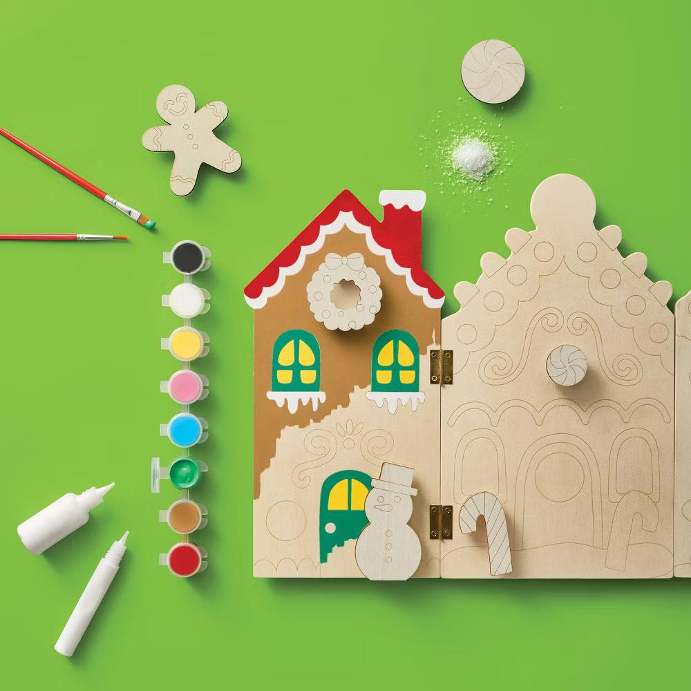 Christmas Craft Wooden Foldable Gingerbread Village Painting Activity Kit - Image 2