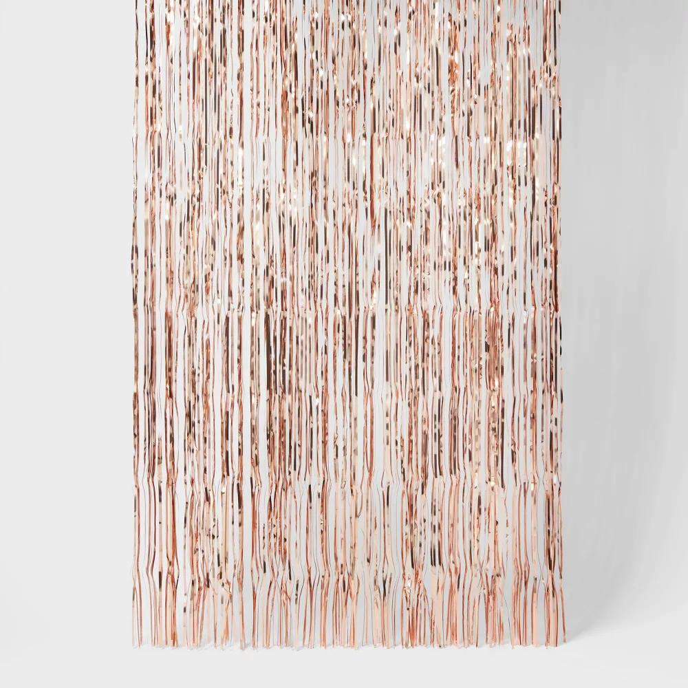Foil Fringe Backdrop - Image 34