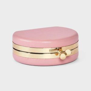 coral-pink