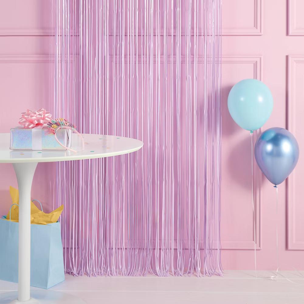Foil Fringe Backdrop - Image 16