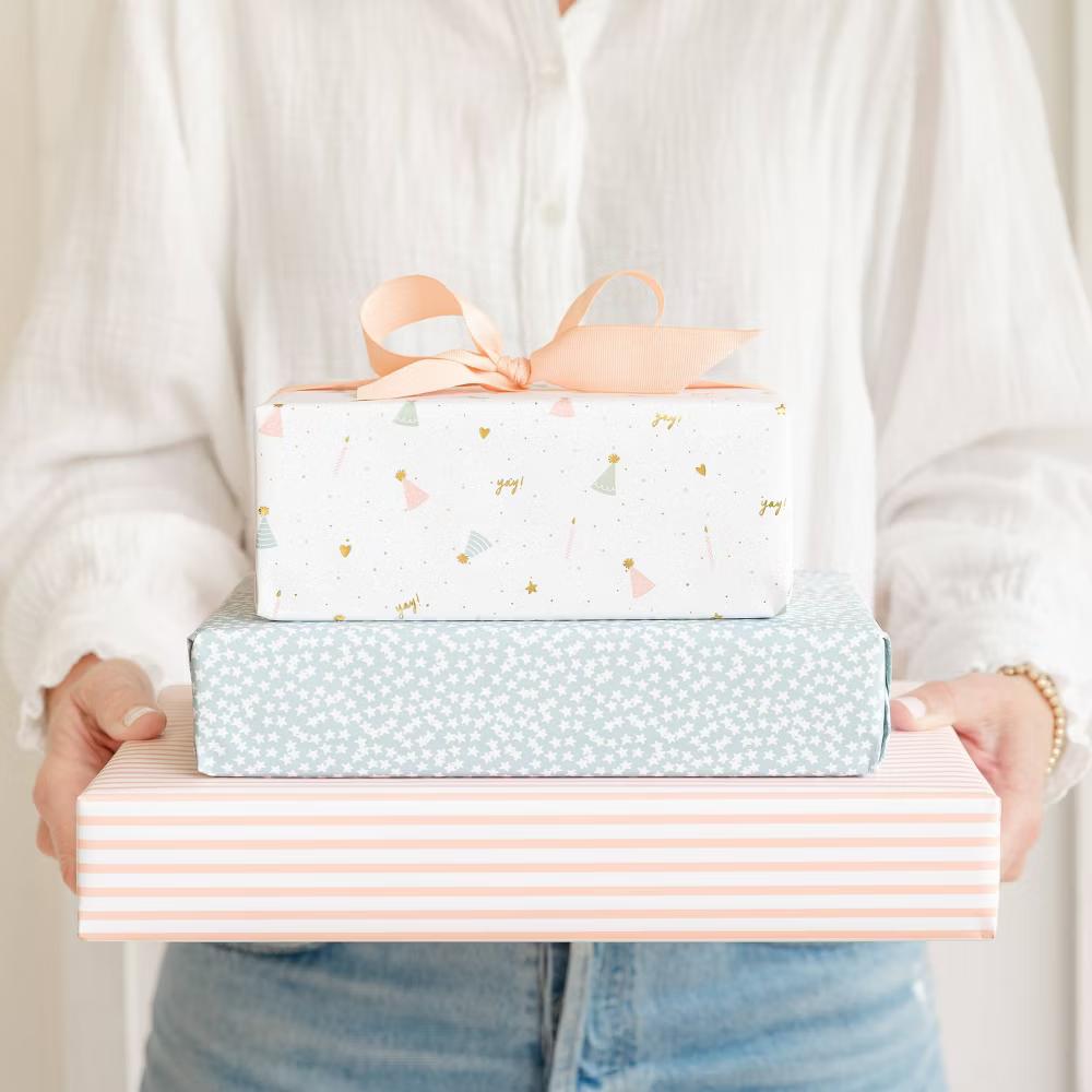 118"x30" Party Hats Wrapping Paper White - Image 2