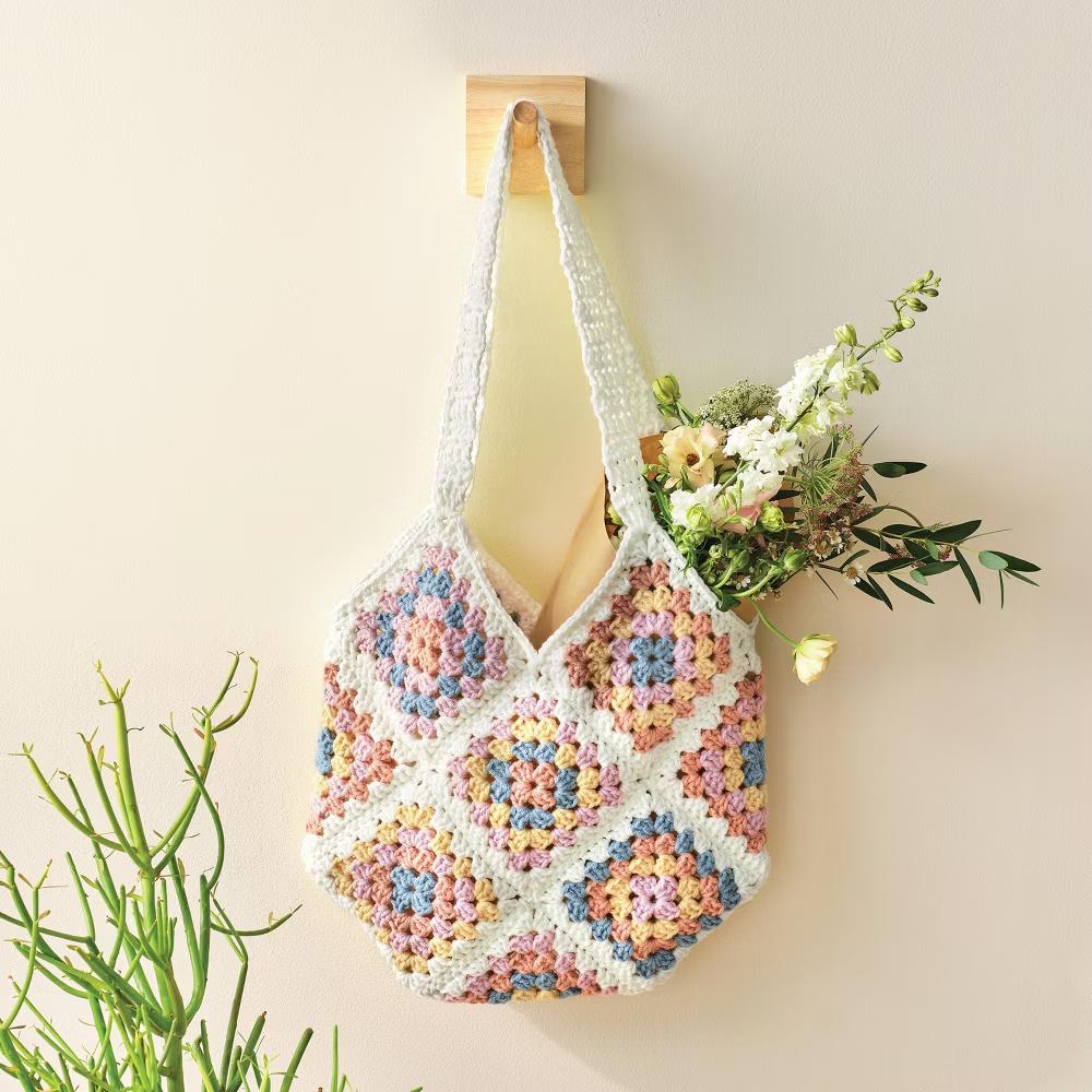 DIY Crochet Tote Bag Kit - Craft Activity Kit with Yarn & Tools for Crochet Bag Ideas - Image 4