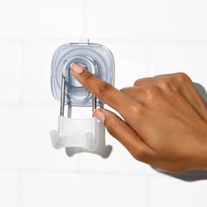 Stronghold Suction Hook: Stainless Steel & Silicone, Bathroom Organizer, Holds Firmly