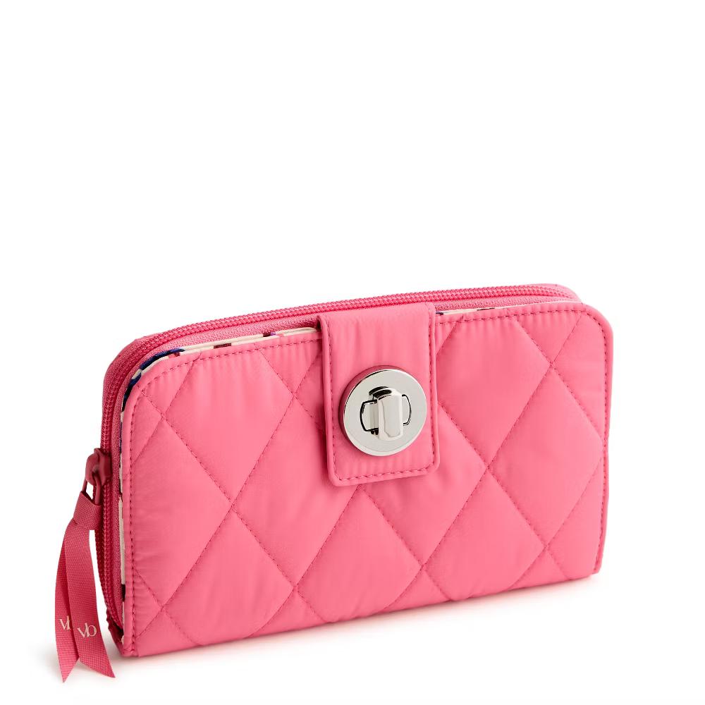 Women's Outlet Ultralight Essential Turnlock Wallet - Image 10