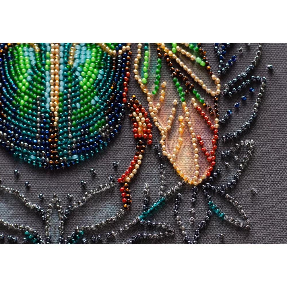 Art Mid-sized bead embroidery kit - Emerald beetle AMB-105 - Image 3