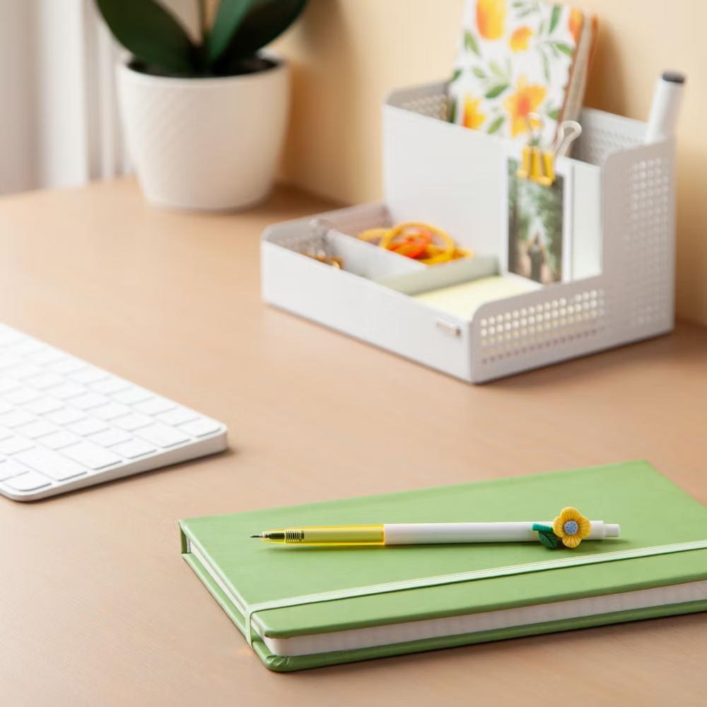 Retractable Gel Pen Flower Black Ink: 0.07mm Non-Toxic Stationery, Art & Office Pen with Flowers - Image 7