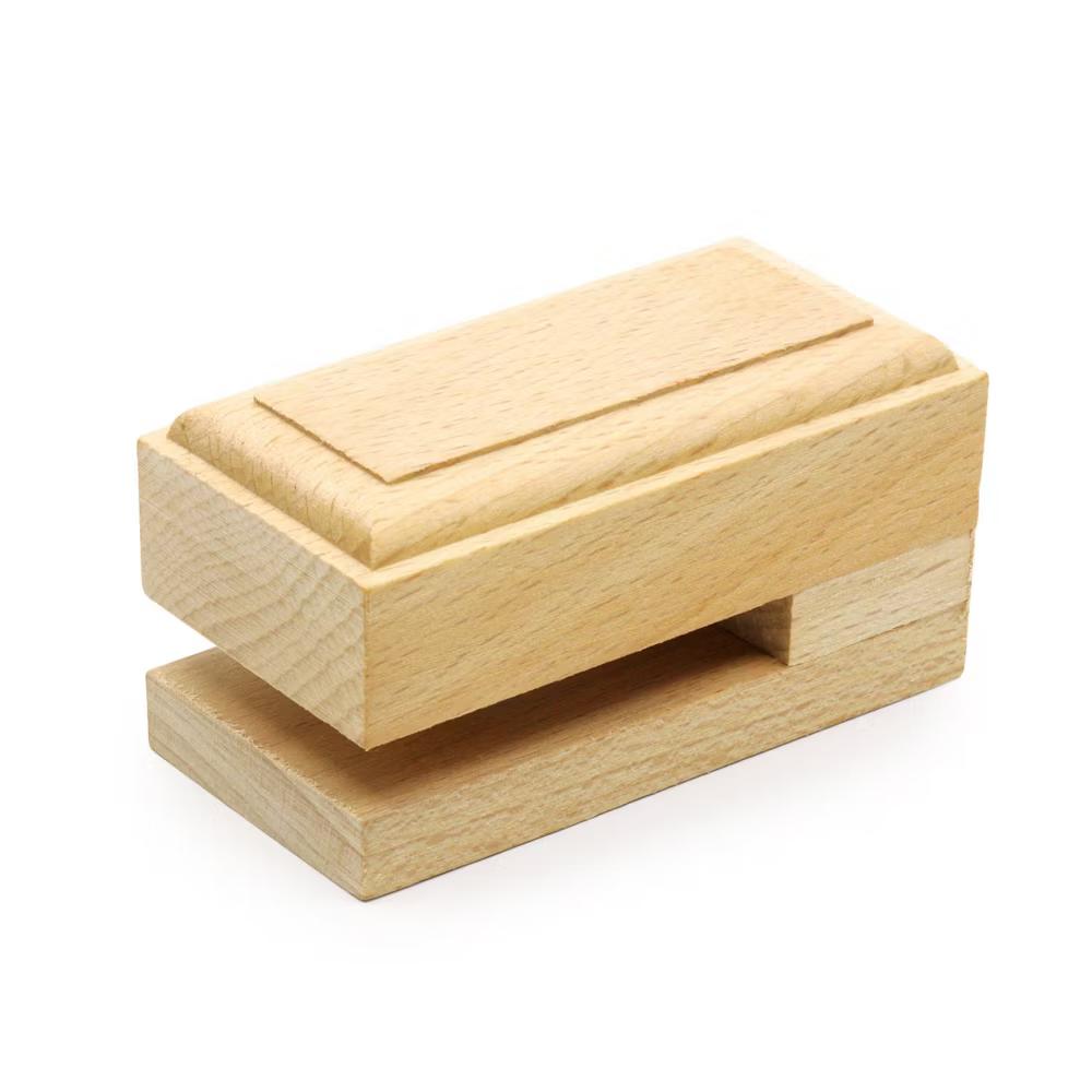 2ct Quilt Hangers Unfinished Wood: Sewing & Quilting Supplies, Notions, Kit, Plastic Storage Case, 2 Pieces - Image 4