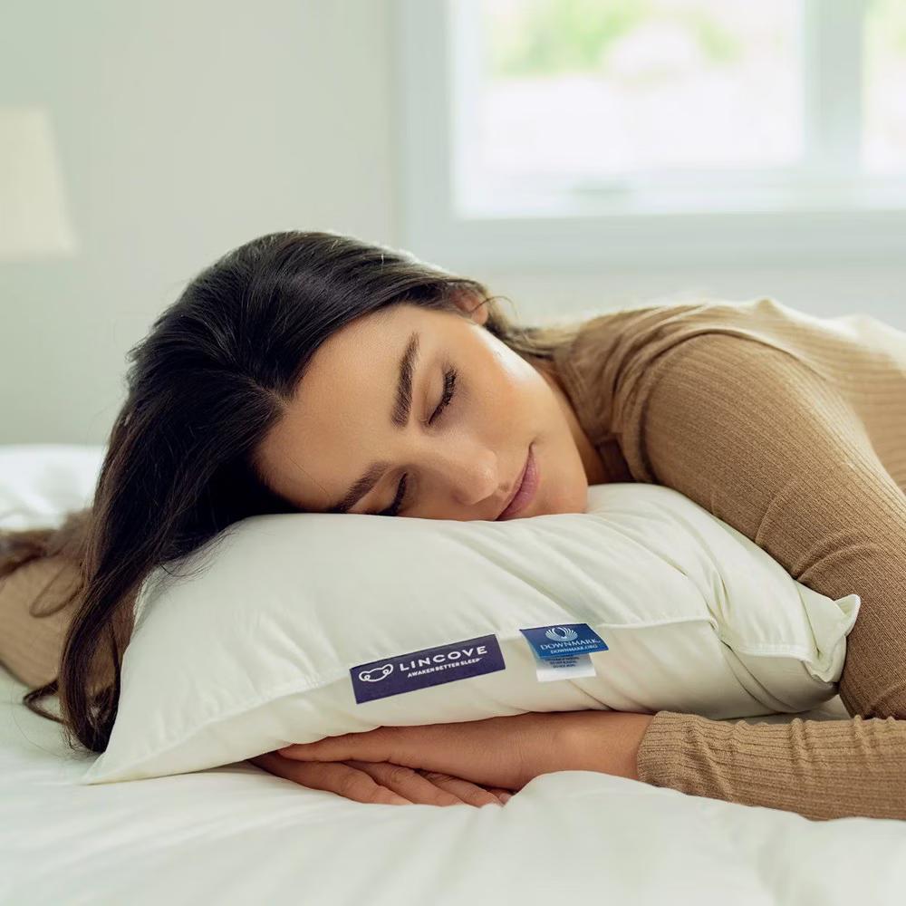Lincove Resort Pillow – 3-Chamber Design, Hypoallergenic, 400TC Cotton Sateen, Recycled Fill, Made in Canada – 1 Pack - Image 3