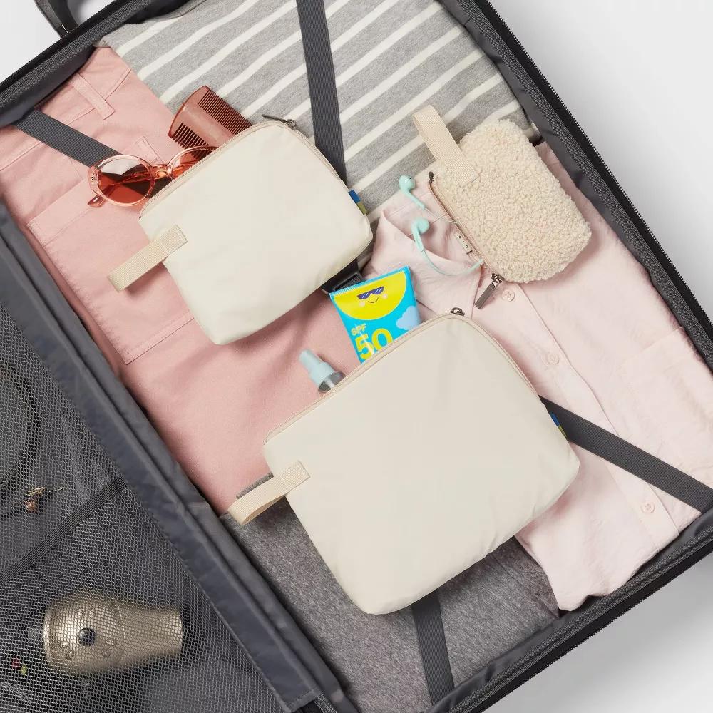 3pc Toiletry Kit and Bag - Image 8