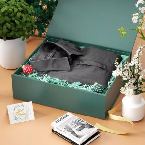 1 Pack Forest Green Gift Box with Lid 11.5x7.8x3 Inch Magnetic Closure Includes Card and Ribbon for Clothing and Gifts