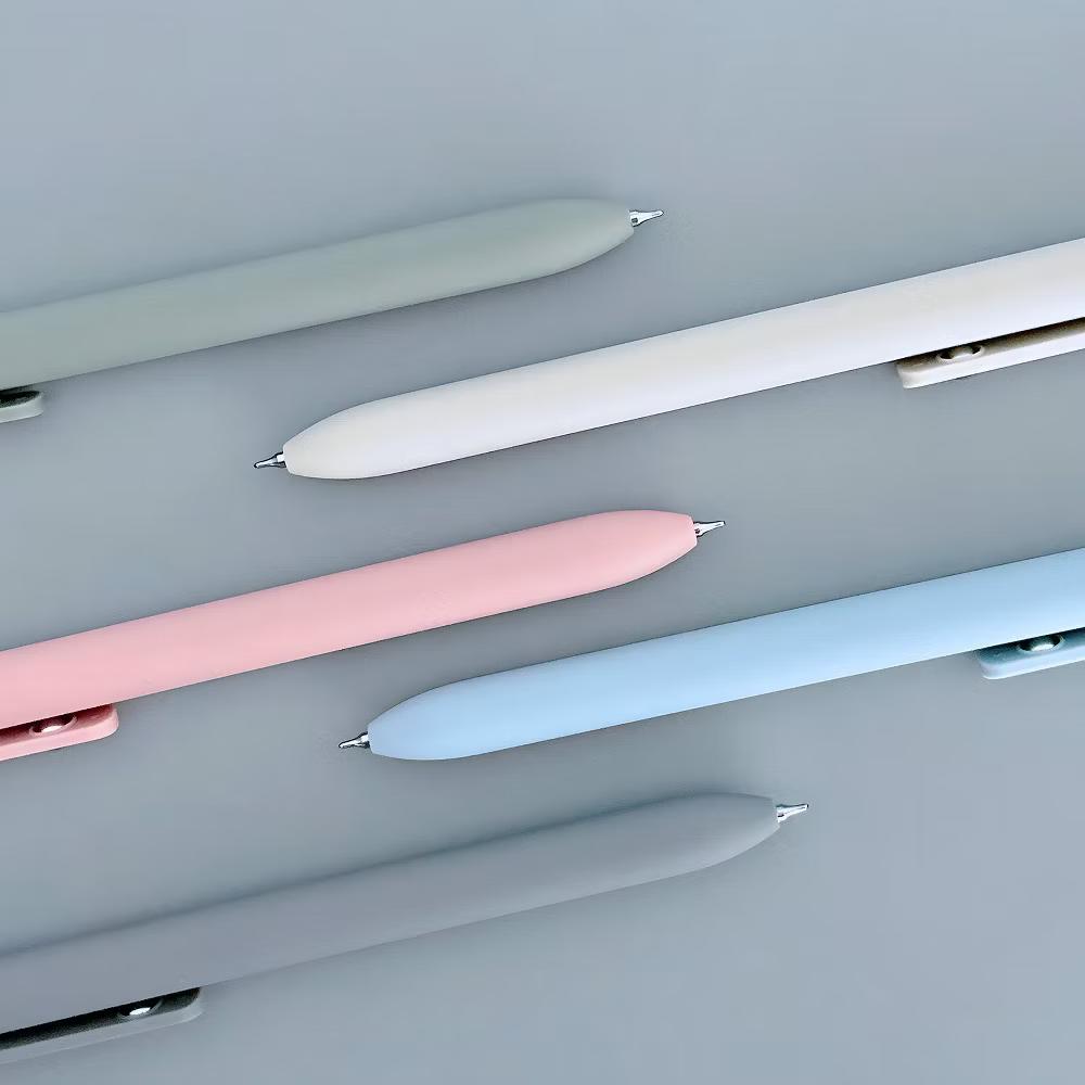 Smooth Retractable Black Ink Gel Pens, 0.5mm Fine Point, for Home Office Work (Set of 5) - Image 3