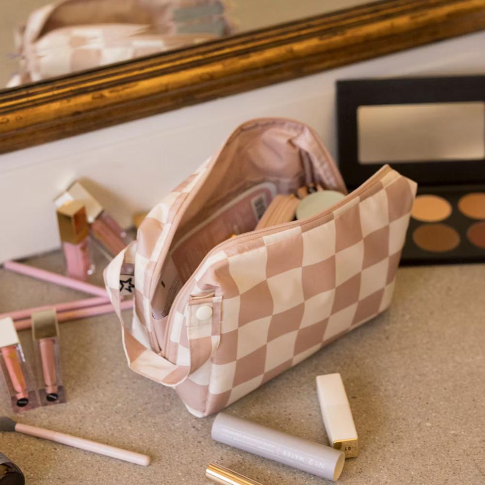 Waterproof Makeup Bag – Portable Travel Cosmetic Organizer with Handle and Secure Zipper - Image 7