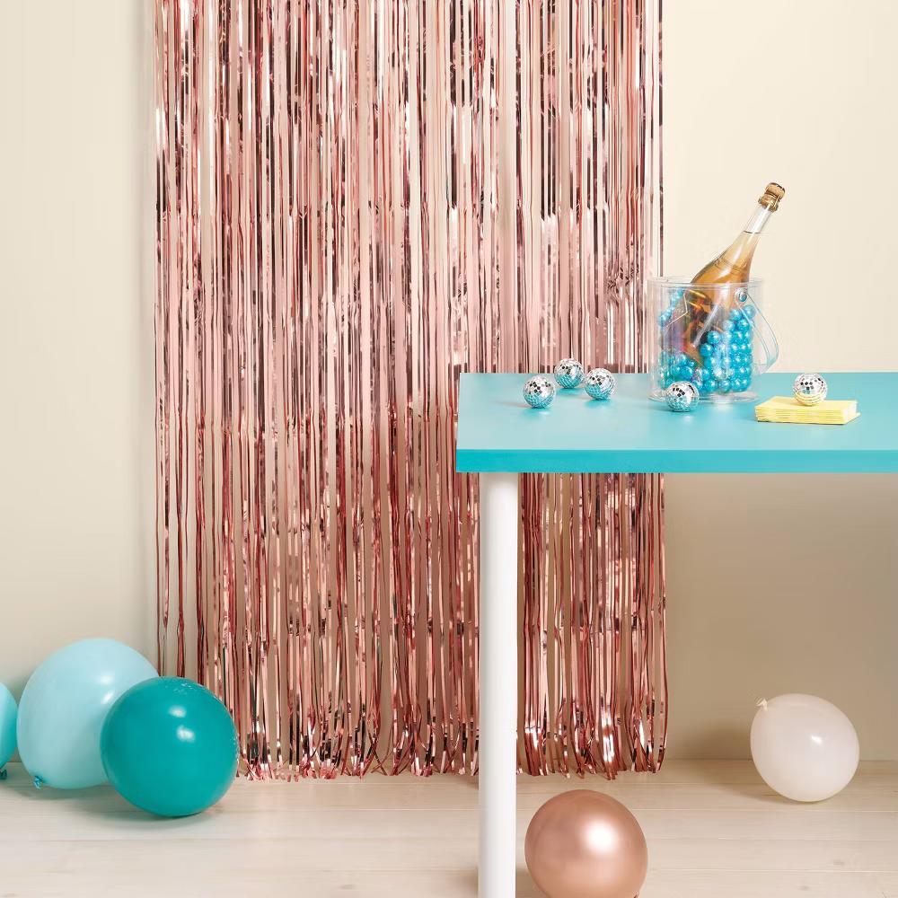 Foil Fringe Backdrop - Image 33